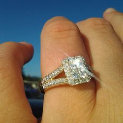 14 Karat Diamond Engagement And Wedding Ring Set