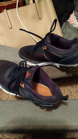 Men's Reebok ( SIZE 8 )