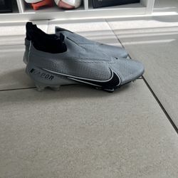 NIKE MERCURIAL VAPOR 13 ELITE SG-PRO Low Vapor 360 CJ6124-607 Sz 11.5 for  Sale in Kissimmee, FL - OfferUp