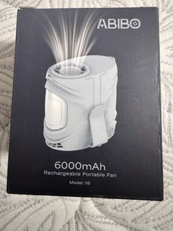 Portable rechargeable fan