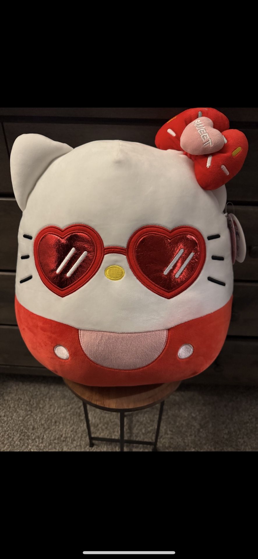 Hello kitty Squishmallow