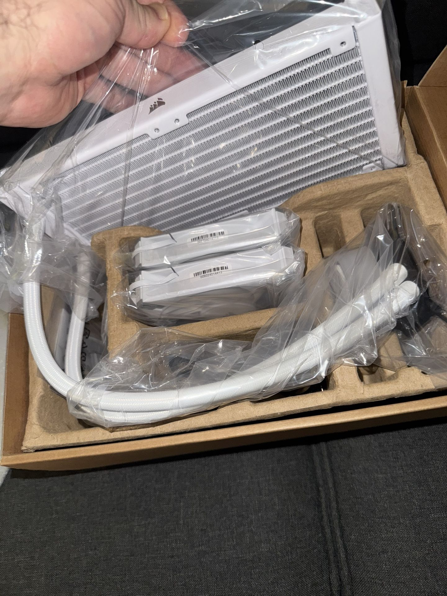 iCUE H100i RGB ELITE 240mm Liquid Cpu Cooler (WHITE)