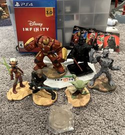 Disney infinity 3.0 game for PS4 with USB Portal Base, 6 Characters and 1 Crystal