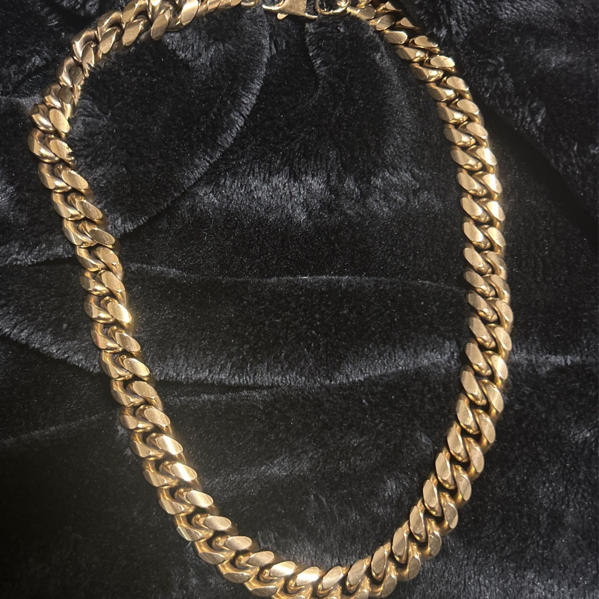 18k Gold Cuban Link Chain