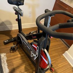 Sunny Health & Fitness Indoor Stationary Cycling Exercise Bike