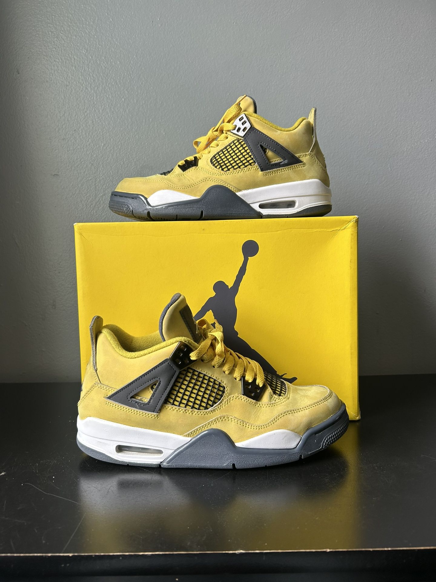 jordan 4 lighting