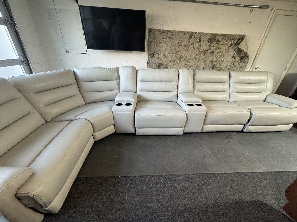 Aubrey 7-piece Leather Power Zero Gravity Reclining Sectional with Power Headrests MSRP $3,499