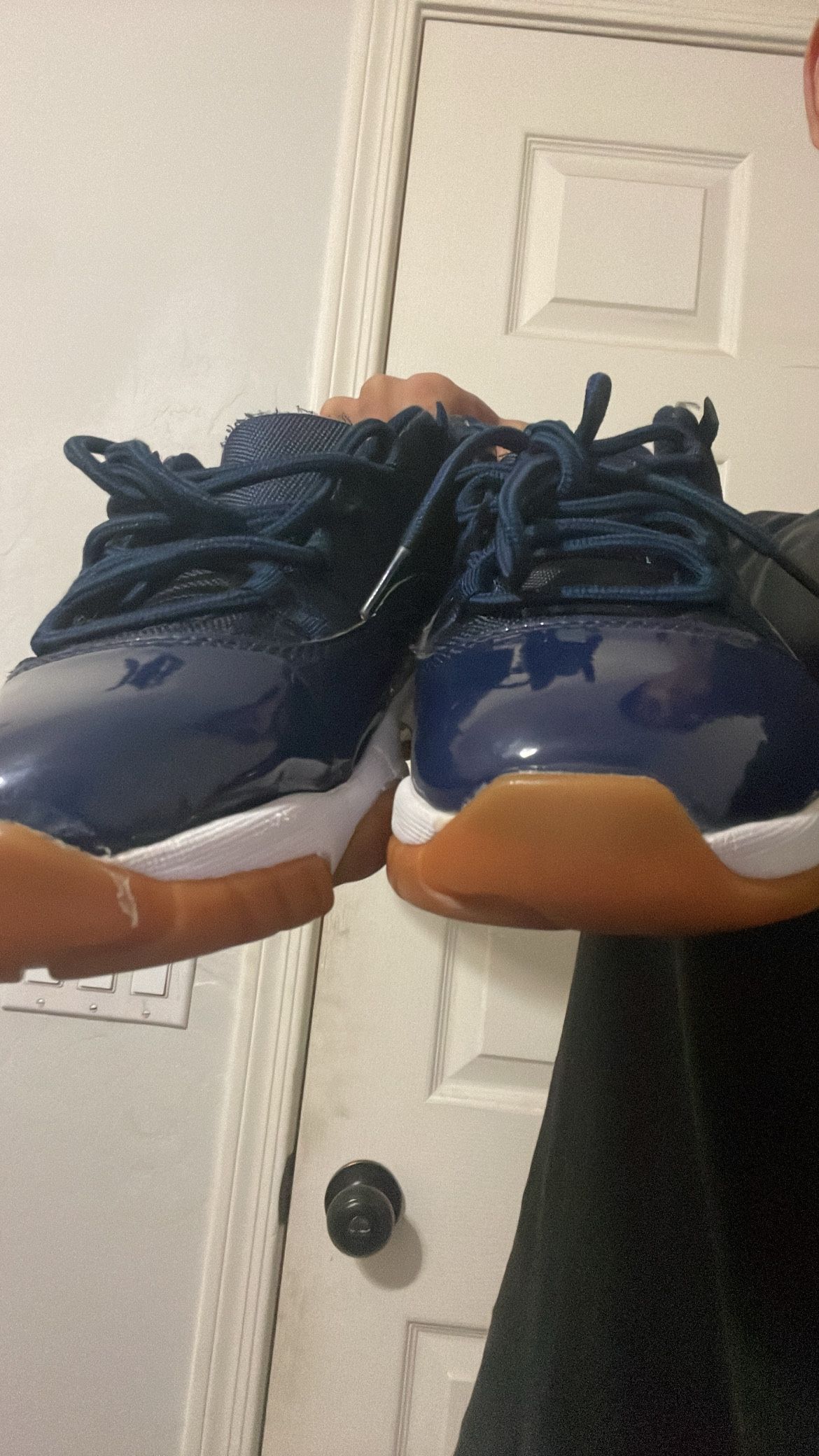 Jordan 11s Retro Blue Size 9.5