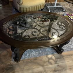 Stunning Beautiful Hi-end Coffee Table In Perfect Condition 48”x30”x22”