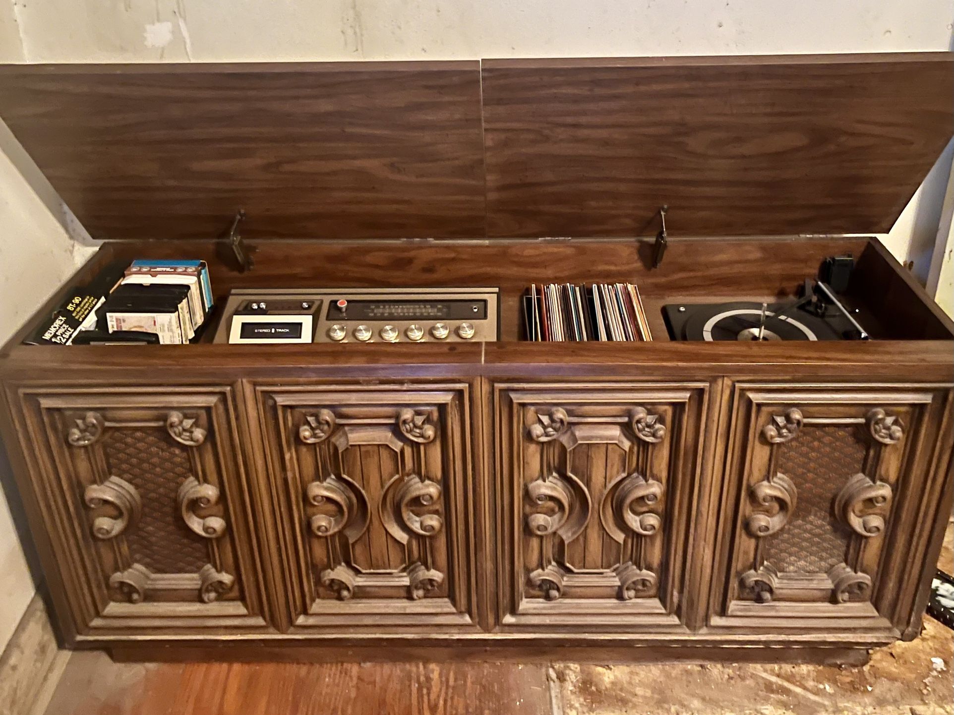 Vintage Capehart Record Player Console Stereo Cabinet with AM/FM Radio Tuner & 8 Track Stereo Player