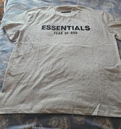 Fear of God Essentials T-Shirt new with tags size large
