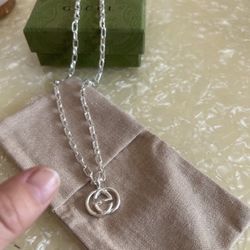 Fashion goddess necklace