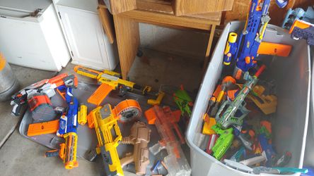 20 + Assorted Nerf Guns
