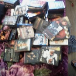 DVD Player/ 150+ DVDs 