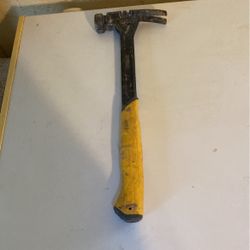 22oz Dewalt Framing Hammer