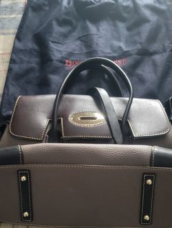 Great Dooney & Burke 