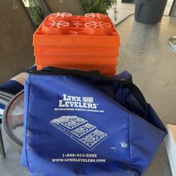 Levelers By Lynx 9 Blocks & Carrying Bag