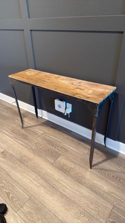 Indoor/Outdoor Table