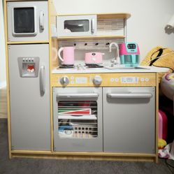 Play Kitchen
