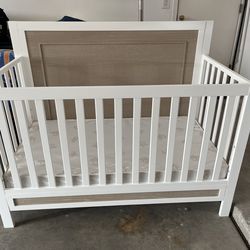 New Delta 4 in 1 Baby convertible crib to toddler bed w/Serta Perfect Sleeper Mattress