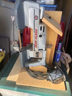 Portable bandsaw