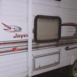 98 30 ft jayco camper