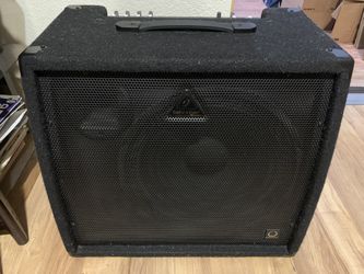  BEHRINGER ULTRATONE KXD15 600 WATT AMP