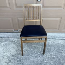 Folding wood side dining chair