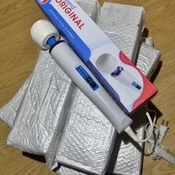 AUTHENTIC HITACHI ORIGINAL MAGIC WANDS