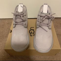 100% Authentic Brand New in Box UGG Neumel Boots / Color: Feather Grey / Little Kid size 13