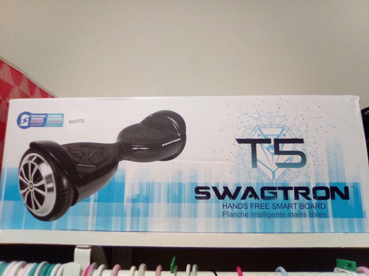 White Swagtron T5 Hoverboard