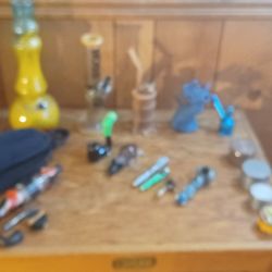 (PLEASE READ FULL DESCRIPTION) A Collection Of Unique Vases