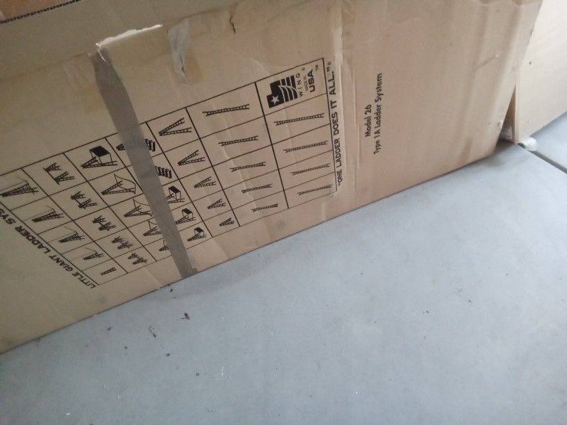 Little Giant M26 Ladder With Accessories