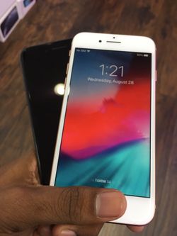 iPhone 8 64GB Factory Unlocked Excellent Condition With Free Charger