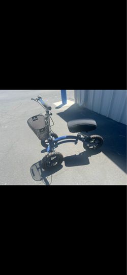 All Terrain KneeRover Steerable Knee Walker Knee Scooter