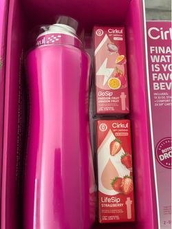 Cirkul stainless steel water bottle