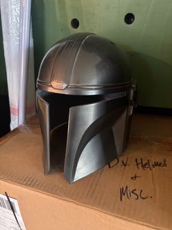 Mandalorian helmet