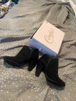 Candie’s booties size 10