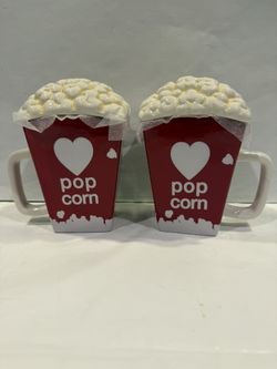 NEW Never Used Pair of Cinemark "Love Popcorn" Ceramic Mugs with Lids - Set of 2