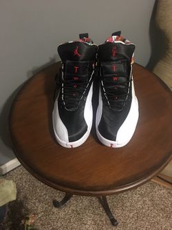 Jordan 12 size 10