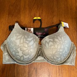 NEW Lace Bra 38D Push Up Under Wire Back Closure No Boundaries