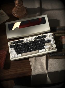 NEW SEALED WOBKEY Rainy 75 CNC Aluminum HMX Violet Switches Triple-Mode Connectivity Wireless Mechanical Keyboard RGB Backlit Mirrored Glass 3500mAh W