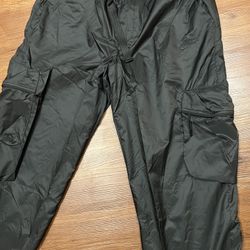 Nike Cargo Windbreaker Pants Large