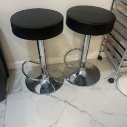 Adjustable Height Bar Stool Set 