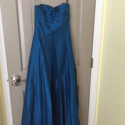 Teal color prom dress