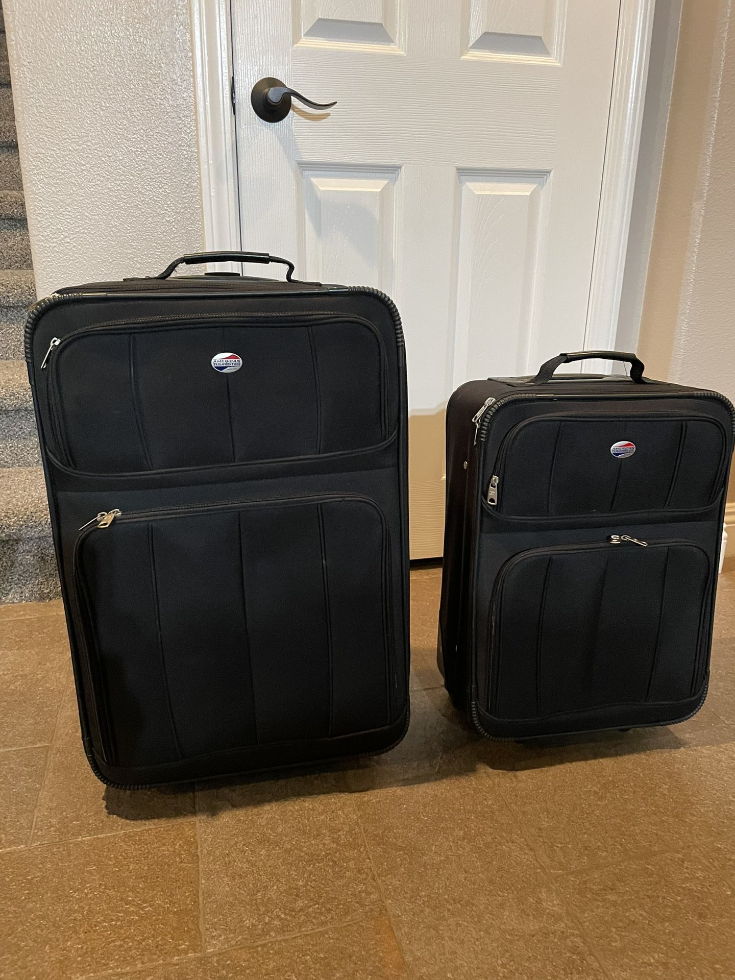 Luggage/ Suitcases