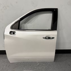 2019-2024 1500 driver side door complete