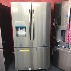New Scratch And Dent Frigidaire 27 Cu Ft Stainless Steel French Door Fridge. 1 year Warranty 