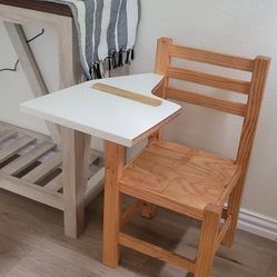 Highchair And Small Kids Desk 