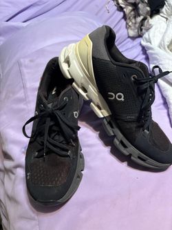 On  Cloud  Sneakers